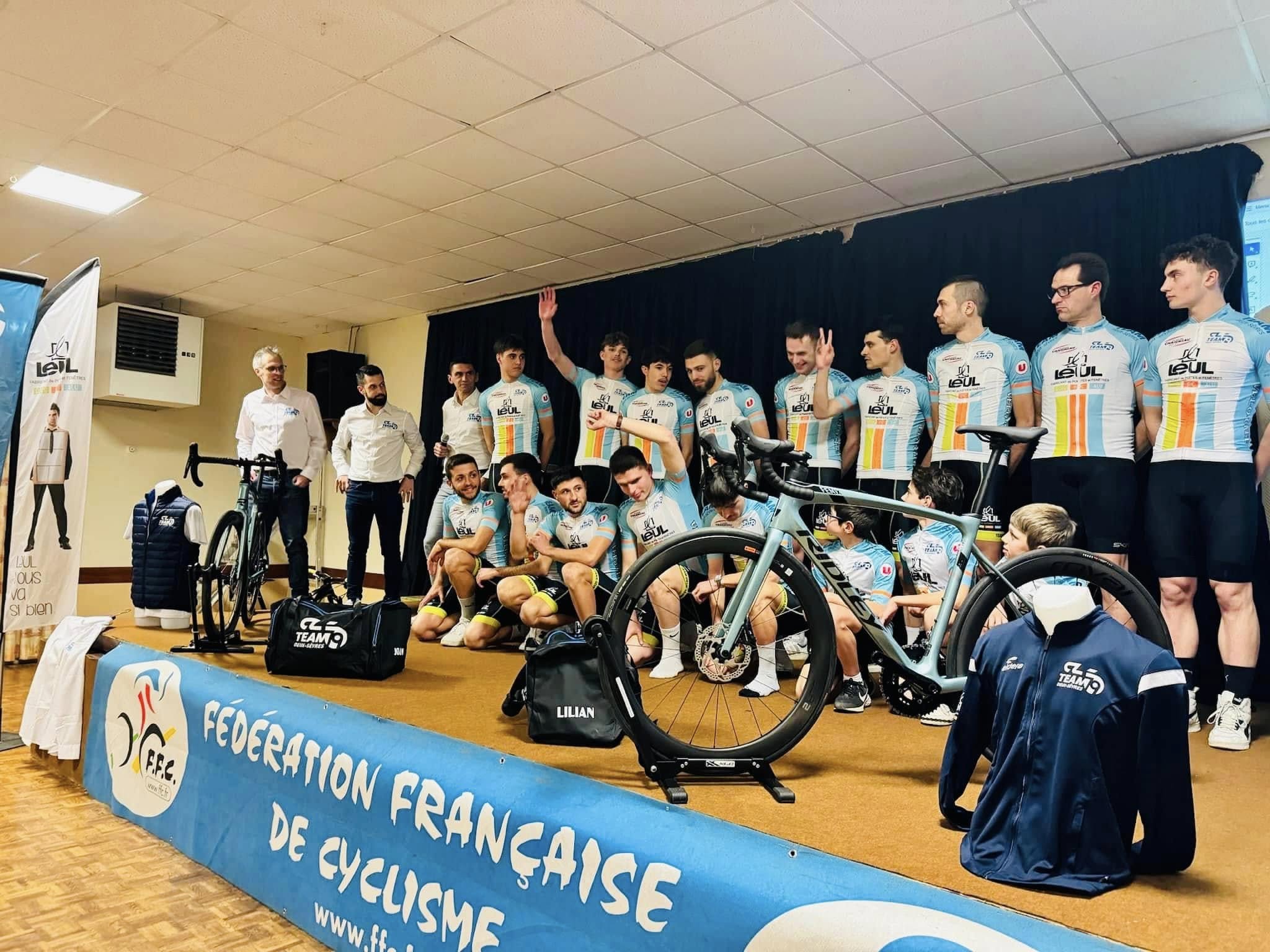 Fédération francaise de cyclisme Les Garages Chaigneau