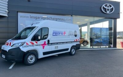 2 Toyota Proace MAX au service du pneu