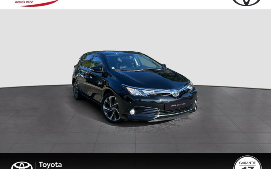 TOYOTA Auris